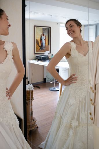 Robe de mariage pour la reine du jour - Creation - Salon de mariage à Pérouges - Souffle de Soie